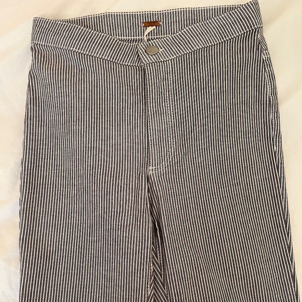 Gray and white vertical stripe pants